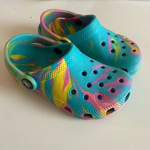 Kids crocs size 10